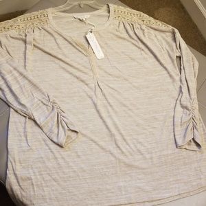 Khakis & Co. XL top